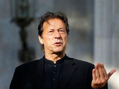 Judge rules former Pakistani Prime Minister Imran Khan to be held for 8 days; his arrest a day earlier sparked violence